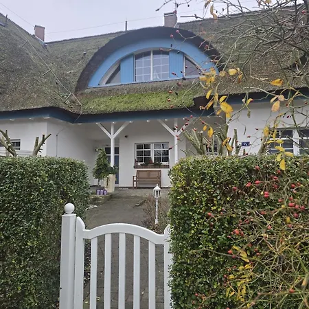 Strandvogel Apartman *